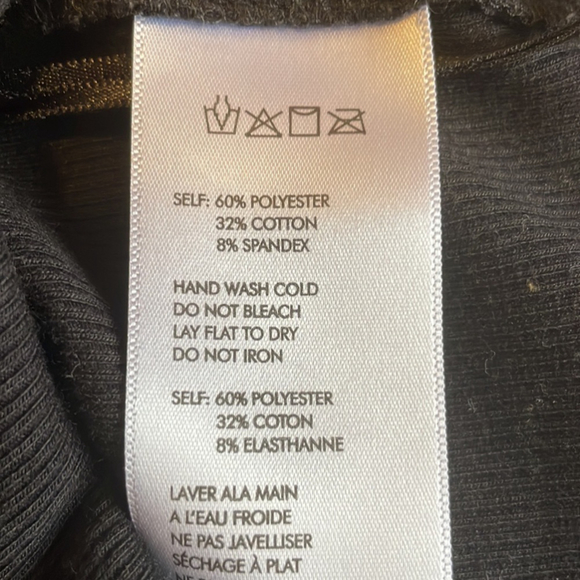 URBAN OUTFITTERS Mikie Off-The-Shoulder Cropped Top - Picture 6 of 6